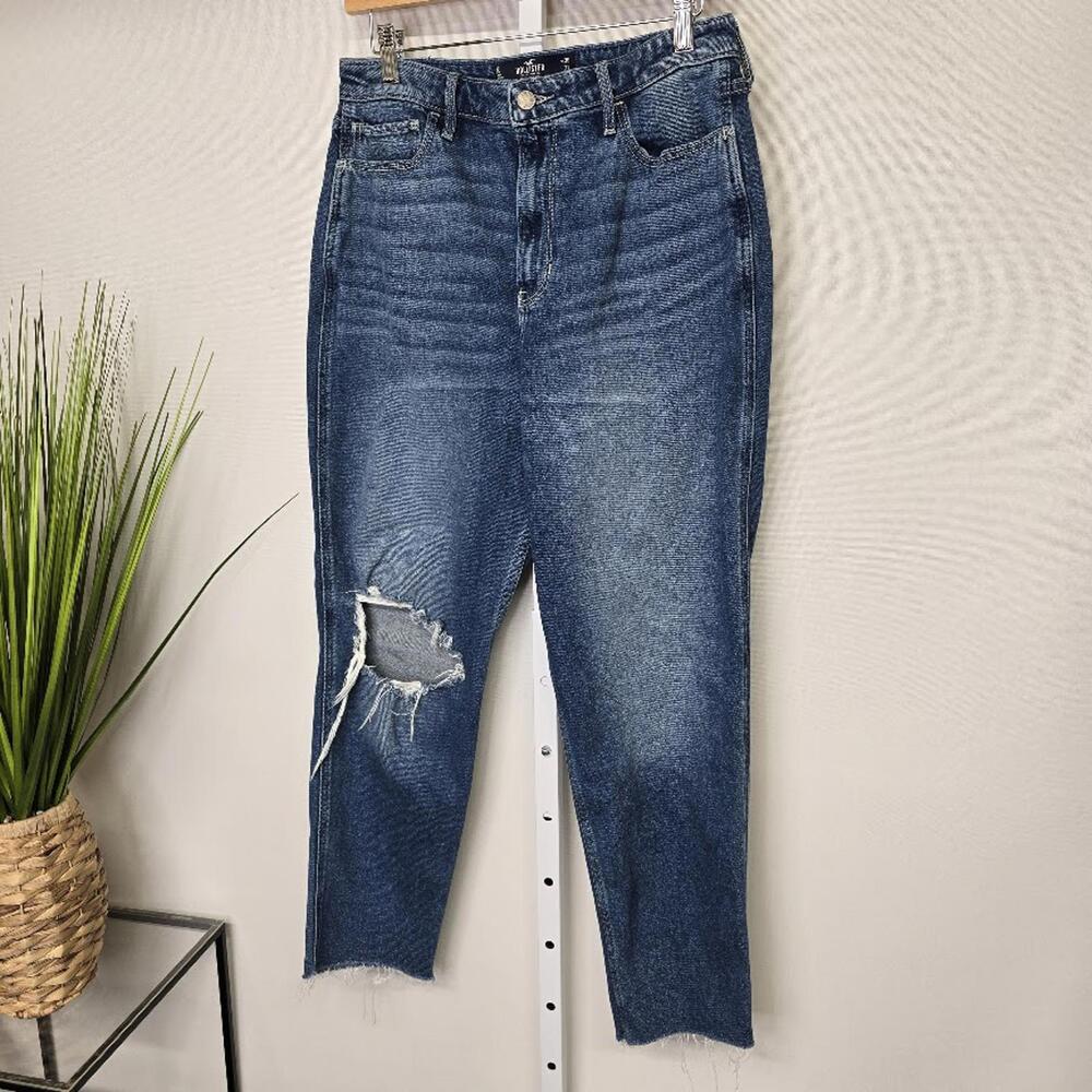 Hollister Ultra High-Rise Mom Jean Blue Distressed‎ W30 L27 Vintage Stretch